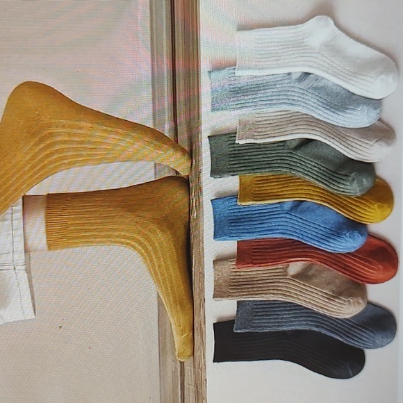 NIP 10 PAIRS SOCKS - GREAT FALL COLORS - Picture 1 of 3